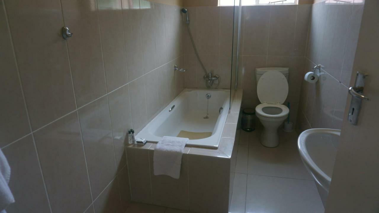 Bridgeville Guest House Gaborone Eksteriør bilde